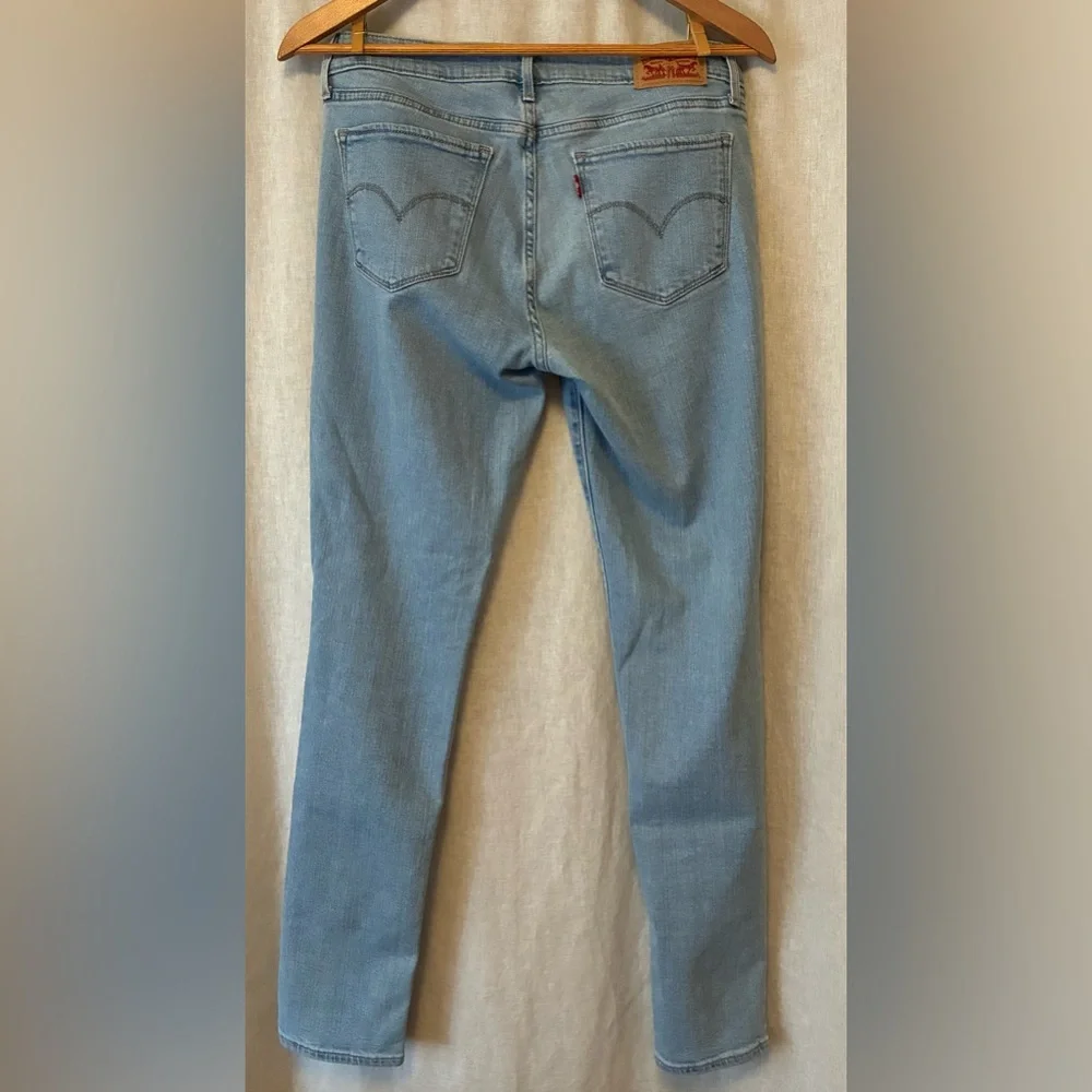 Levi's 711 Skinny Jeans - Picture 2 of 4